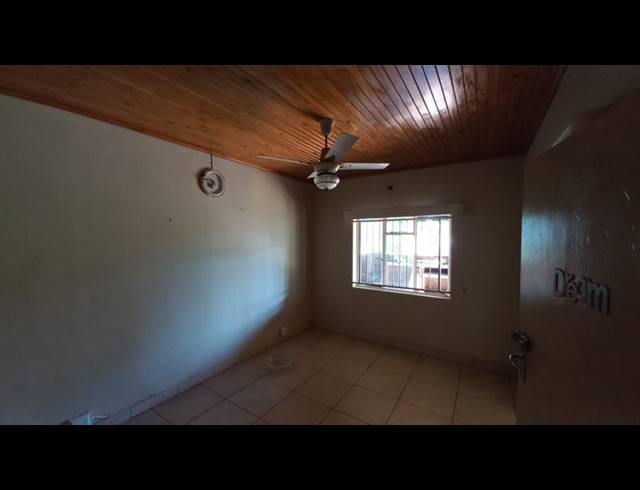 3 BEDROOM HOUSE FOR SALE IN PRETORIA GARDENS